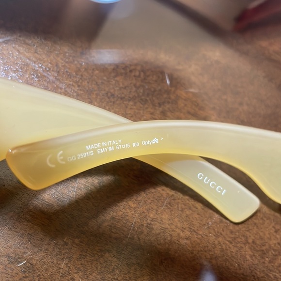 GUCCI SUNGLASSES Ivory brown colour - Picture 9 of 10